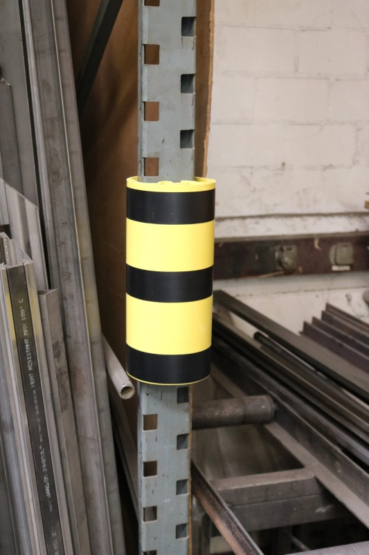 Regal / Pfosten / Säulenschutz aus Kunststoff – Bild 2