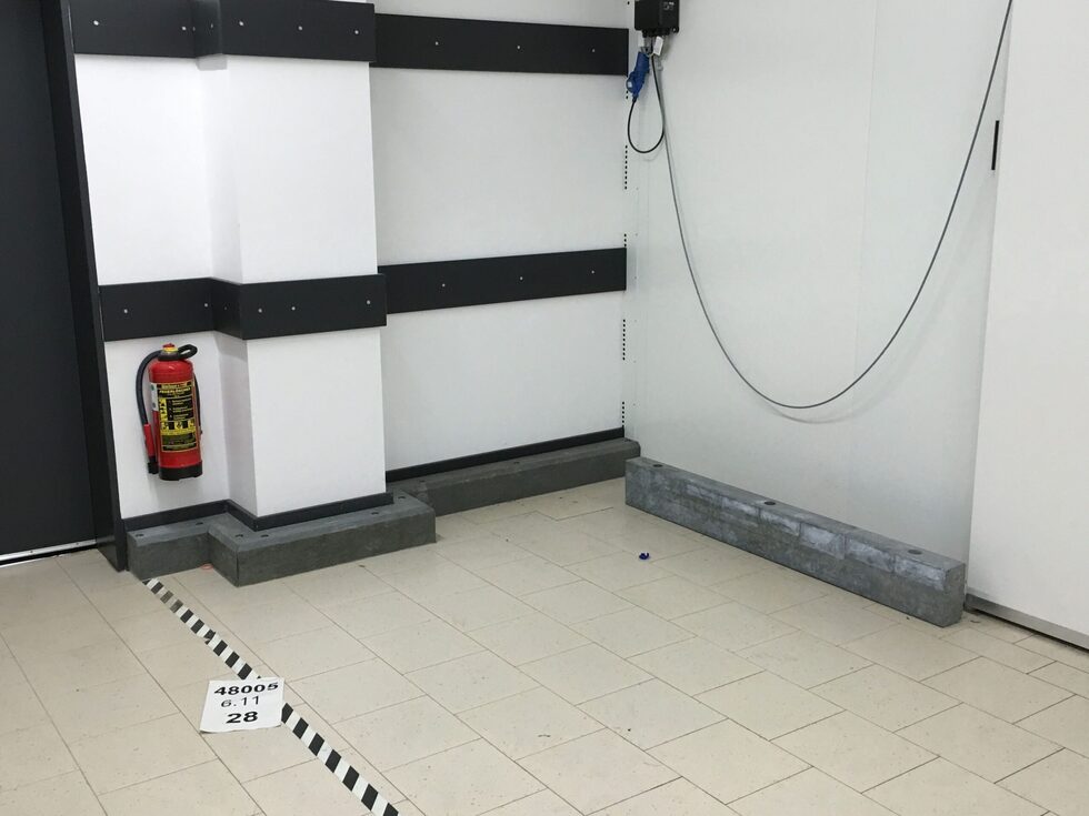 Boden-Wandrammschutz TP200015