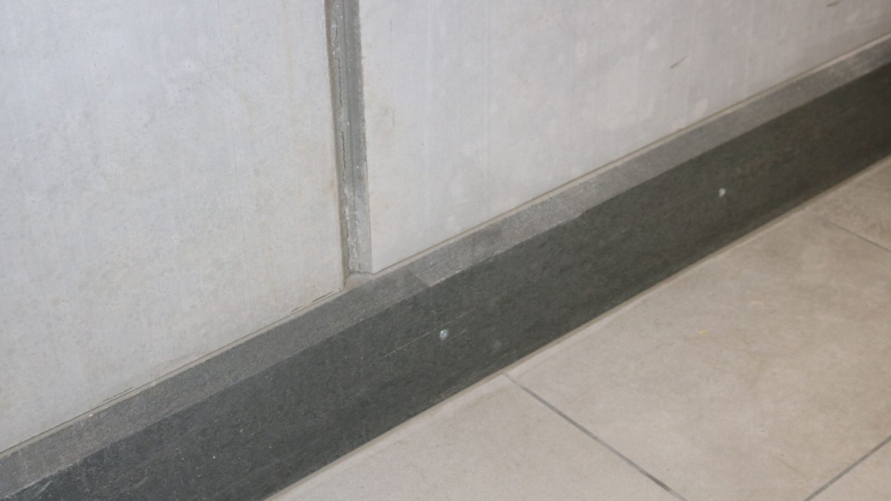 TP250 (Höhe 250mm) Boden- & Wandrammschutz aus recycelten Kunststoffen – Bild 8