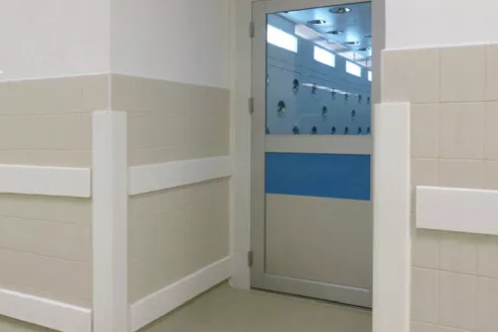 Schrammschutzleisten aus Neukunststoffen HDPE