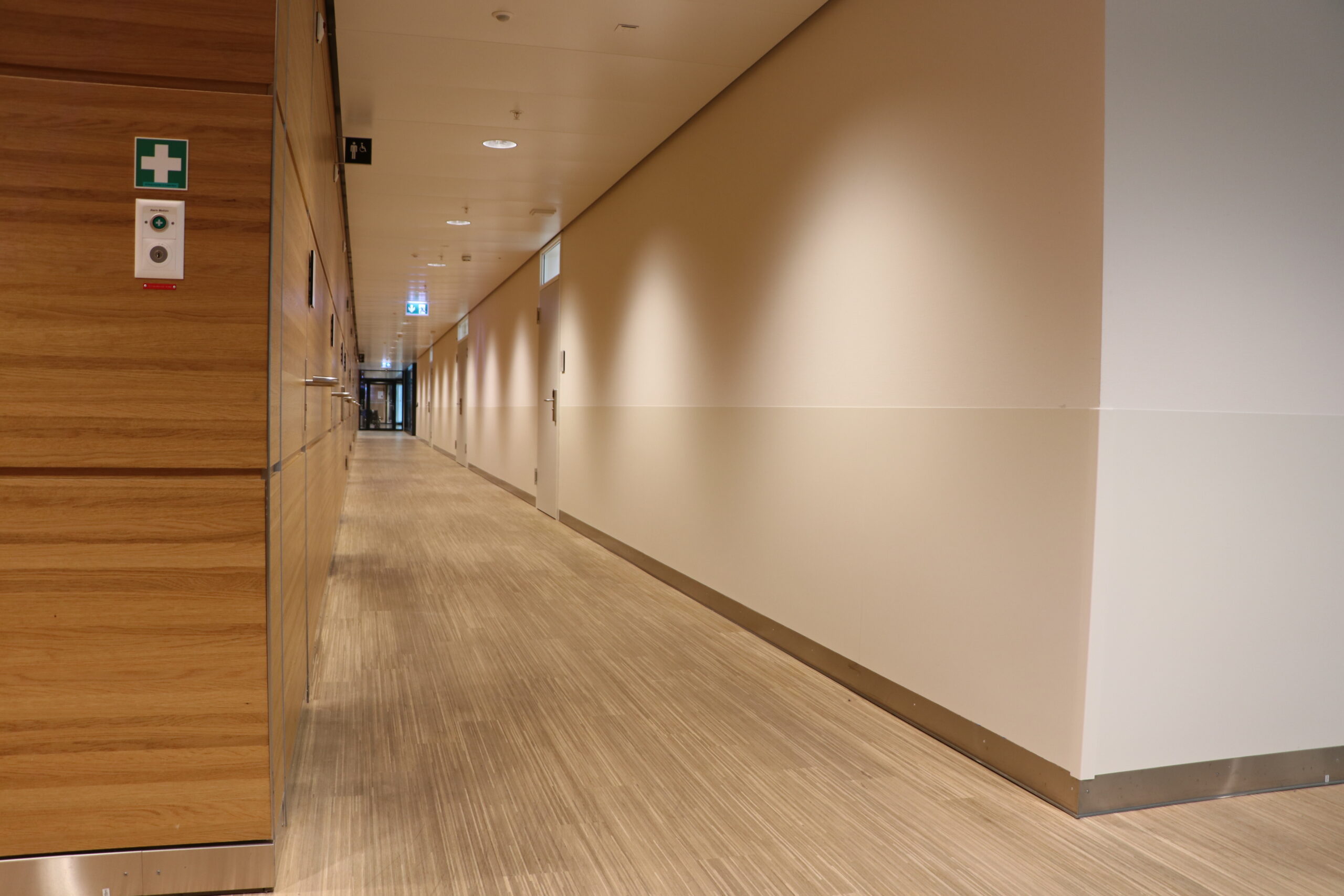 Wandschutzplatten mit Eckschutz